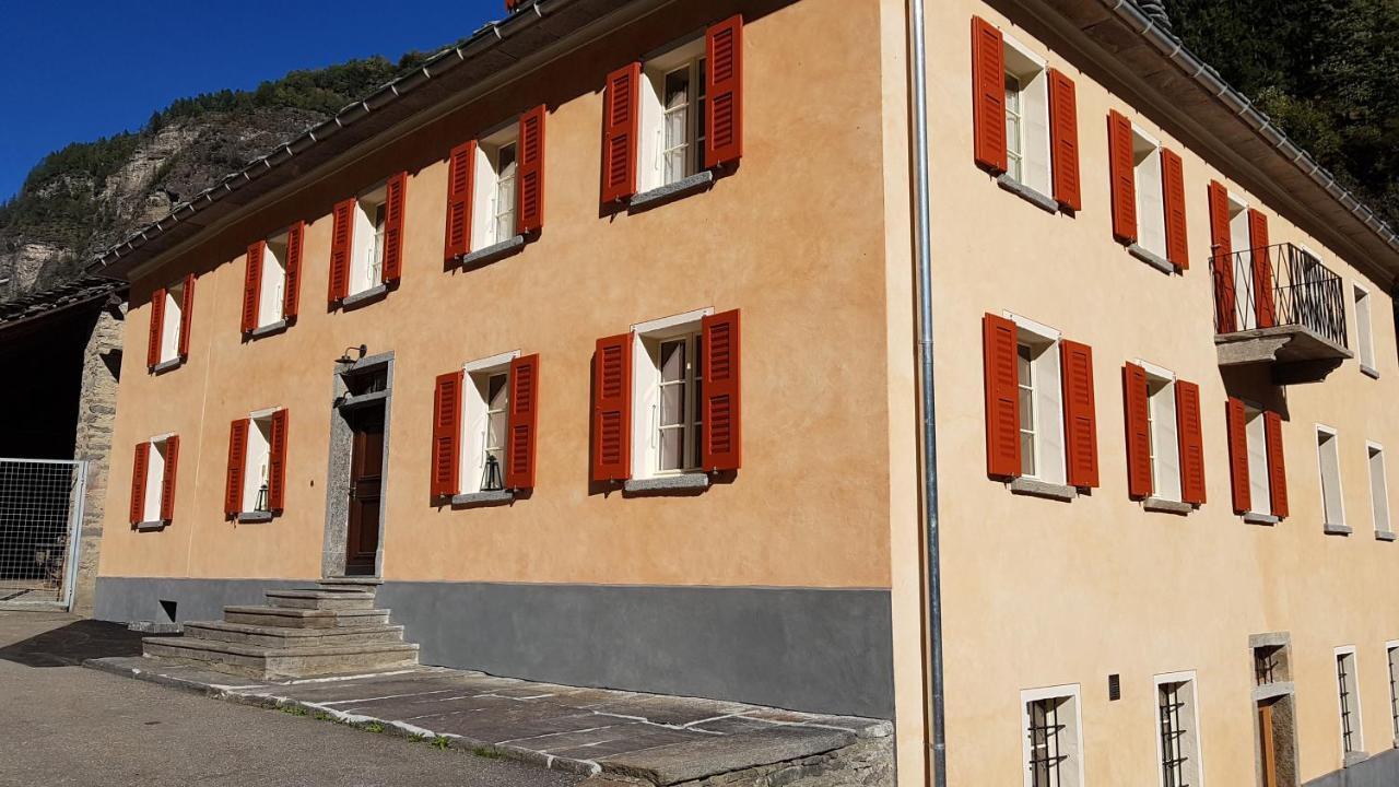 Bnb Ai Cav Calanca Arvigo 외부 사진